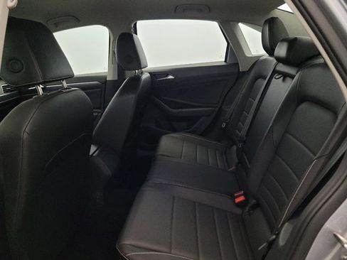 Used 2024 Volkswagen Jetta SE FWD image 18