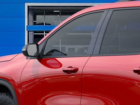 New 2026 Chevrolet Traverse Z71 w/ Driver Confidence Package image 12