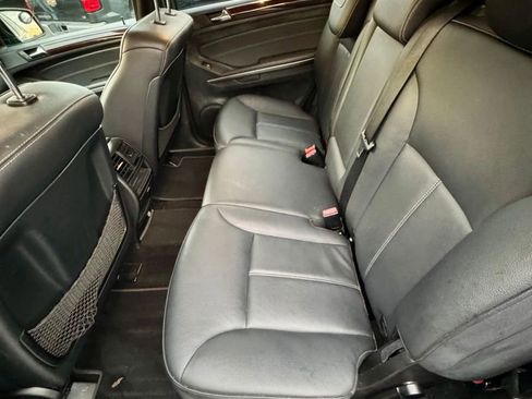 Used 2012 Mercedes-Benz GL 450 4MATIC image 11