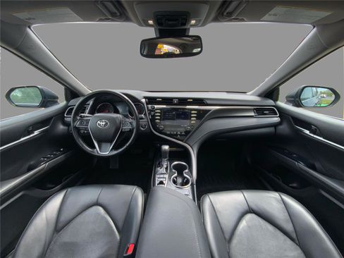 Used 2019 Toyota Camry XSE w/ Carpet Mat Package FWD image 21