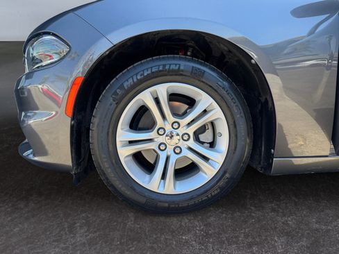 Used 2022 Dodge Charger SXT RWD image 14