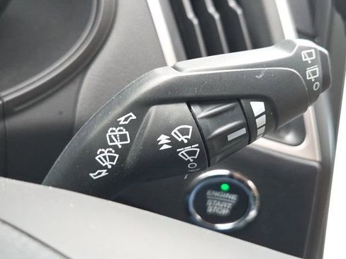 Used 2024 Ford Edge SEL w/ Convenience Package image 44