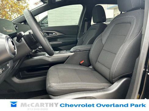 New 2026 Chevrolet Equinox EV LT w/ Comfort Package image 16