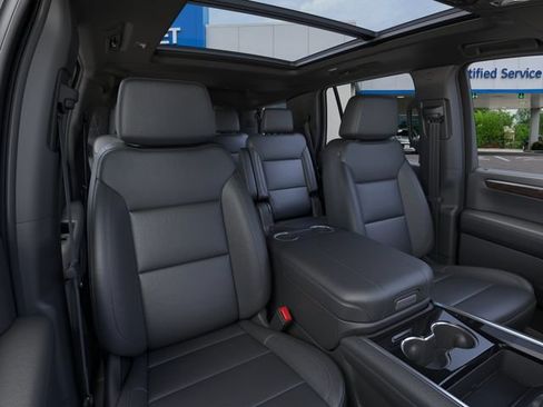 New 2026 Chevrolet Tahoe Z71 w/ Comfort Package AWD/4WD image 16