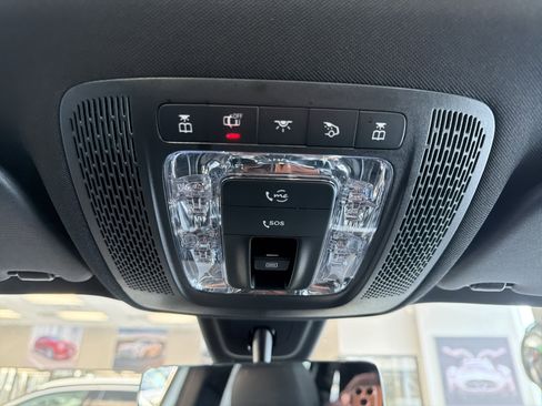 Certified 2023 Mercedes-Benz GLB 250 4MATIC image 22