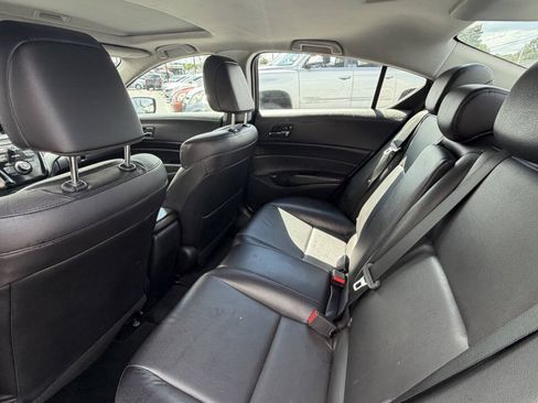 Used 2017 Acura ILX FWD image 17