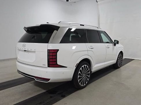 Used 2026 Hyundai Palisade Calligraphy AWD/4WD image 3