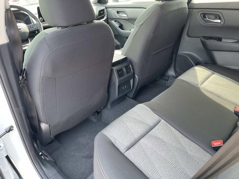 New 2026 Nissan Rogue SV w/ Cold Weather Package AWD/4WD image 19