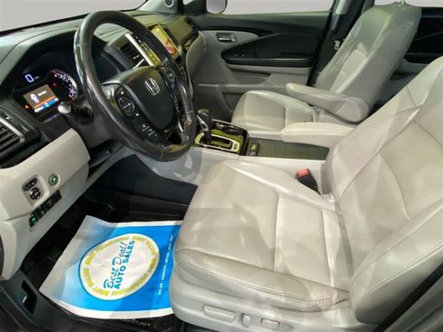 Used 2017 Honda Ridgeline RTL-E image 10