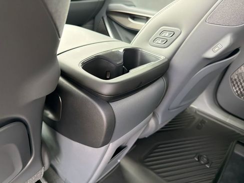 New 2026 Kia EV9 Wind image 25