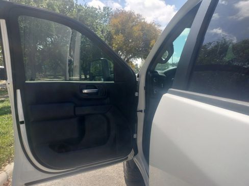 Used 2020 Chevrolet Silverado 2500 W/T w/ WT Fleet Convenience Package image 11