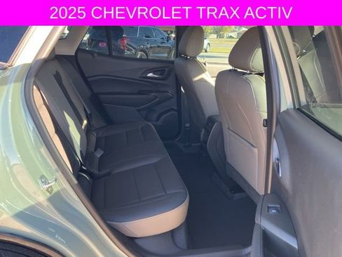 Used 2025 Chevrolet Trax ACTIV w/ Driver Confidence Package image 14