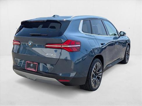 Used 2025 BMW X3 xDrive30i w/ Premium Package image 2
