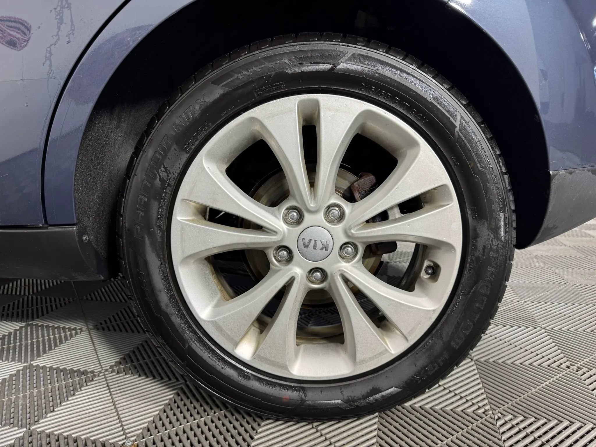 Used 2016 Kia Soul + FWD image 40