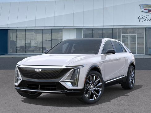 Used 2025 Cadillac Lyriq Luxury AWD/4WD image 37