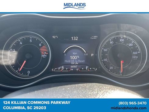 Used 2019 Jeep Cherokee Limited FWD image 19