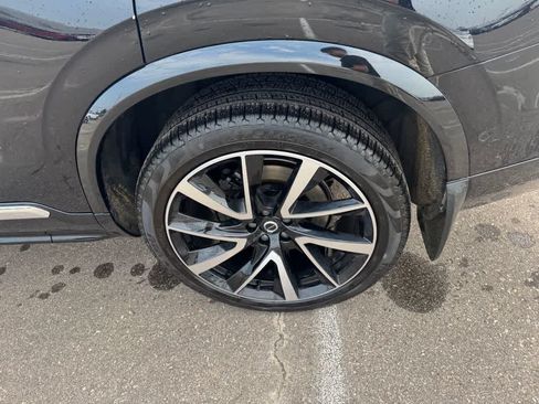 Used 2024 Volvo XC90 B6 Plus w/ Protection Package Premier AWD/4WD image 12