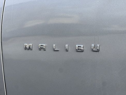Used 2023 Chevrolet Malibu LT image 35