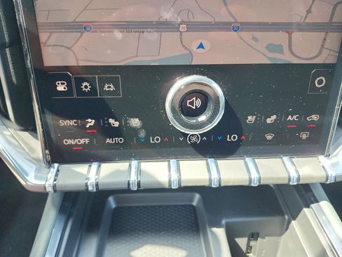 New 2026 GMC Acadia AT4 w/ Luxury Package AWD/4WD image 15