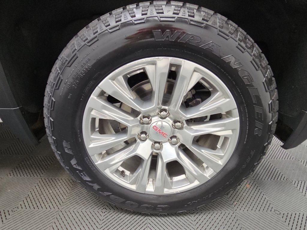 Certified 2025 GMC Sierra 1500 Denali AWD/4WD image 40