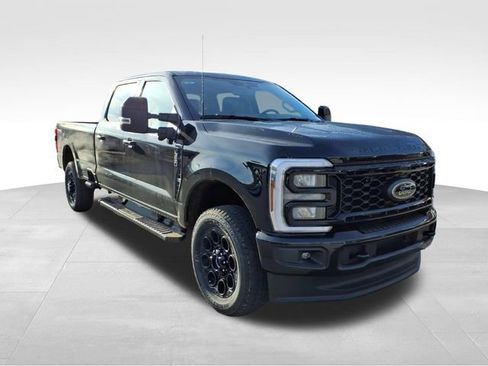 New 2026 Ford F350 Lariat w/ Black Appearance Package AWD/4WD image 14