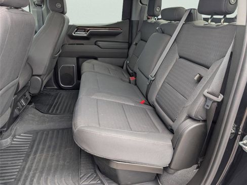 Used 2023 GMC Sierra 1500 Elevation image 32