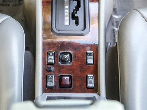 Used 1995 Mercedes-Benz E 320 Convertible image 67