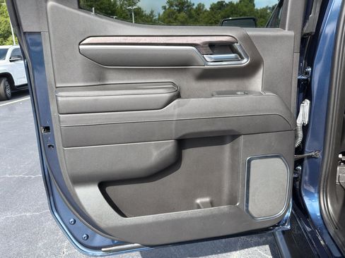 Used 2023 Chevrolet Silverado 1500 LTZ w/ Technology Package AWD/4WD image 35
