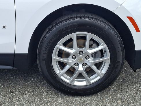 Certified 2024 Chevrolet Equinox LS FWD image 8