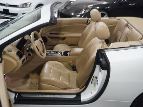Used 2012 Jaguar XK Convertible image 18