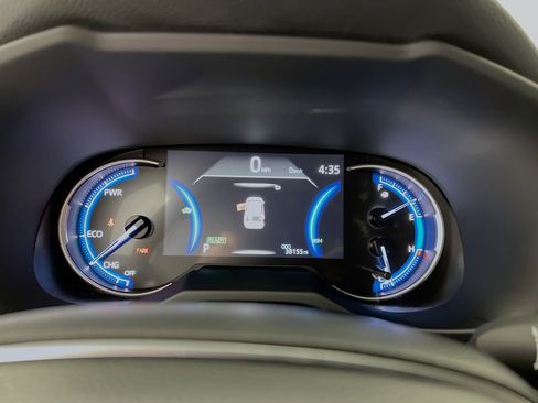 Used 2025 Toyota RAV4 XSE image 22