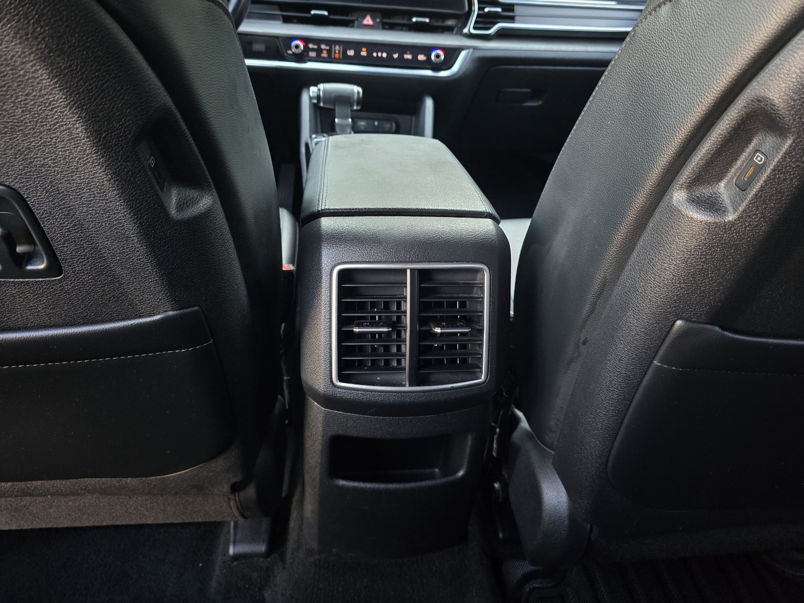 Used 2024 Kia Sportage X-Line w/ X-Line Premium Package AWD/4WD image 24