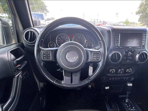 Used 2017 Jeep Wrangler Unlimited Sport w/ Quick Order Package 24S AWD/4WD image 8