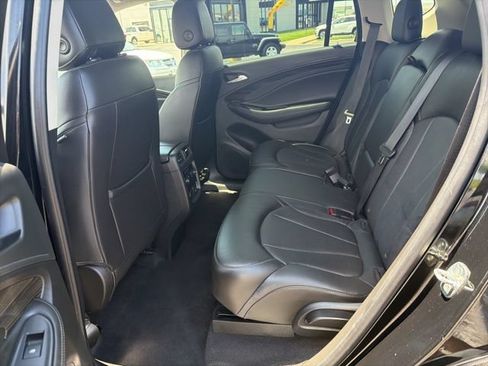 Used 2019 Buick Envision Essence FWD image 26
