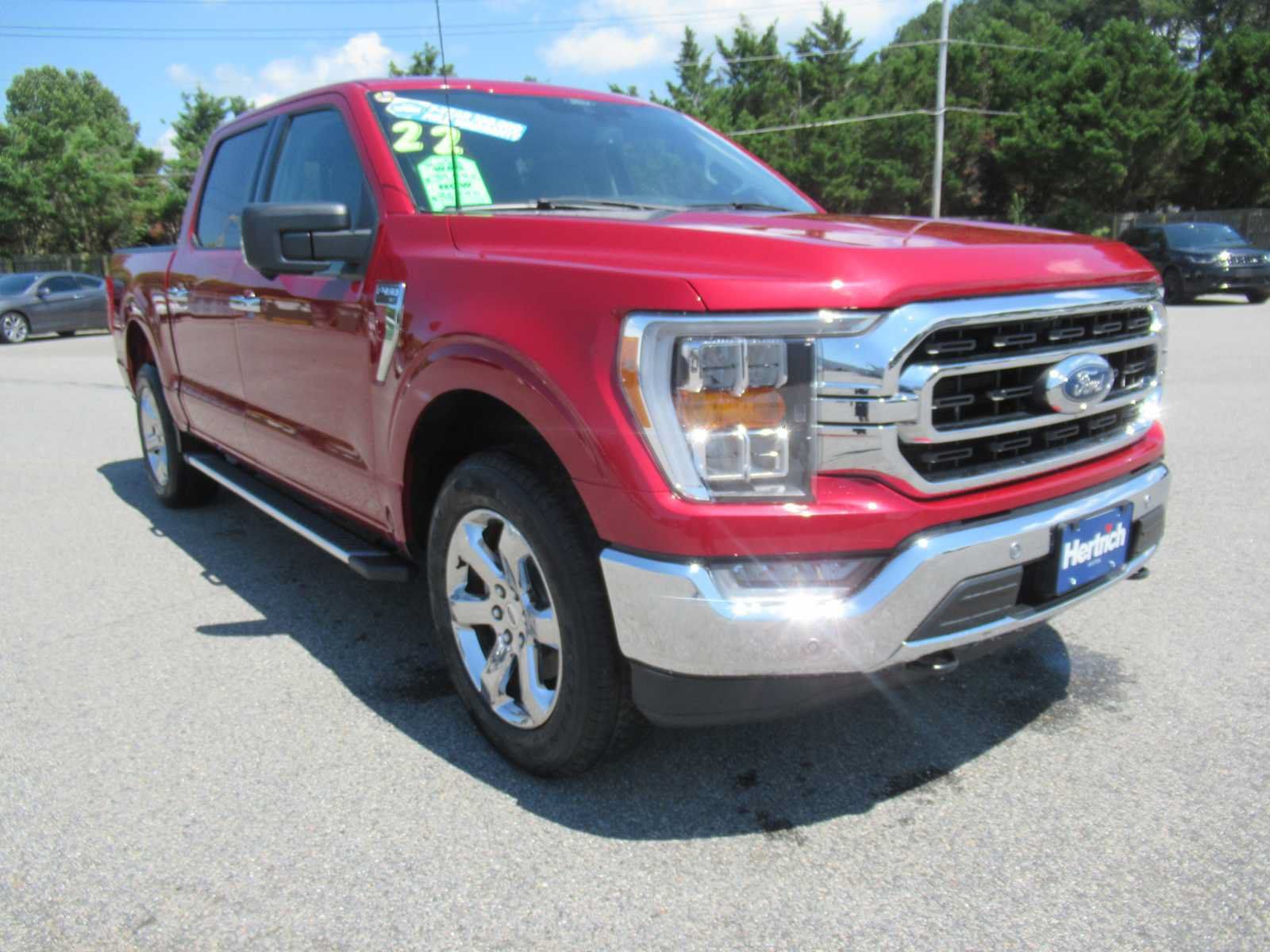 Used 2022 Ford F150 XLT w/ Equipment Group 302A High AWD/4WD image 3