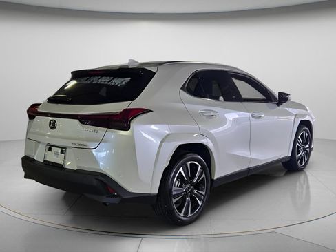 Used 2025 Lexus UX 300h FWD w/ Accessory Package (Z2) image 7