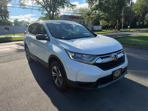 Used 2018 Honda CR-V LX image 3