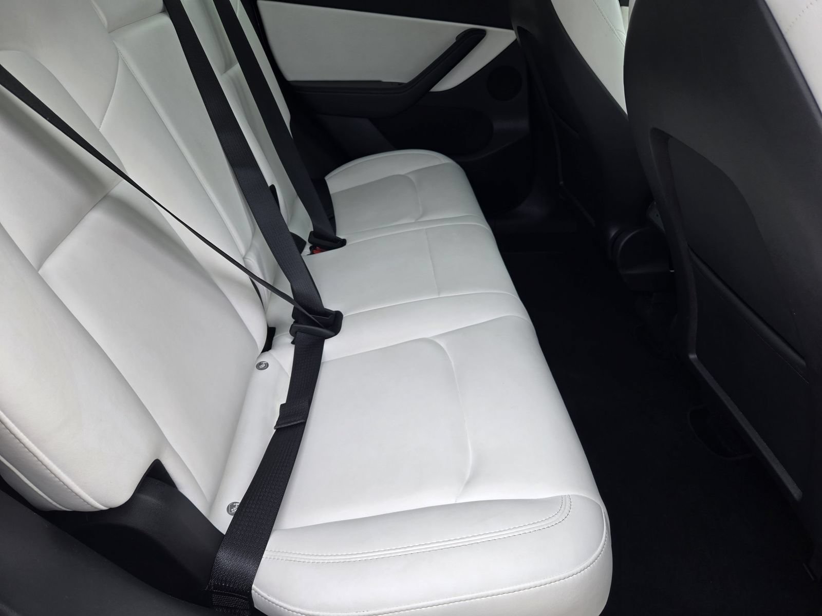 Used 2022 Tesla Model Y Performance AWD/4WD image 30