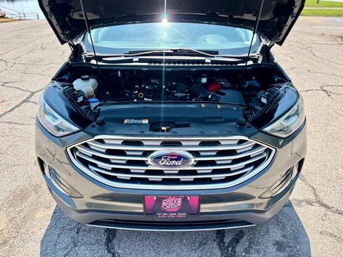 Used 2019 Ford Edge Titanium FWD image 15