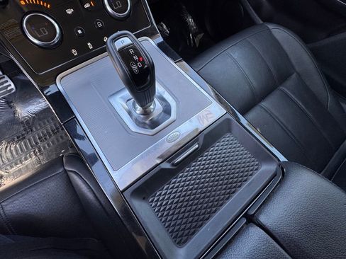 Used 2020 Land Rover Range Rover Evoque S image 25