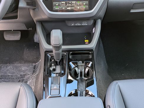 New 2026 Subaru Forester Touring AWD/4WD image 18