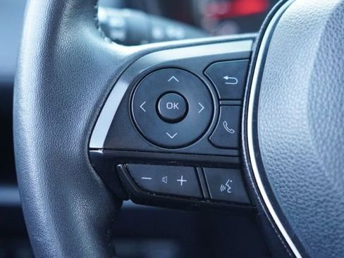 Certified 2022 Toyota RAV4 XLE Premium image 22