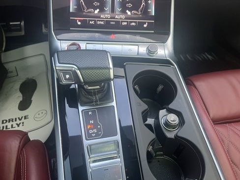 Used 2022 Audi S6 Premium Plus image 22