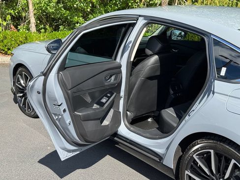 Certified 2023 Honda Accord Touring image 13
