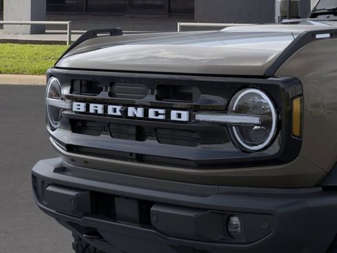 New 2026 Ford Bronco Outer Banks w/ Sasquatch Package image 19