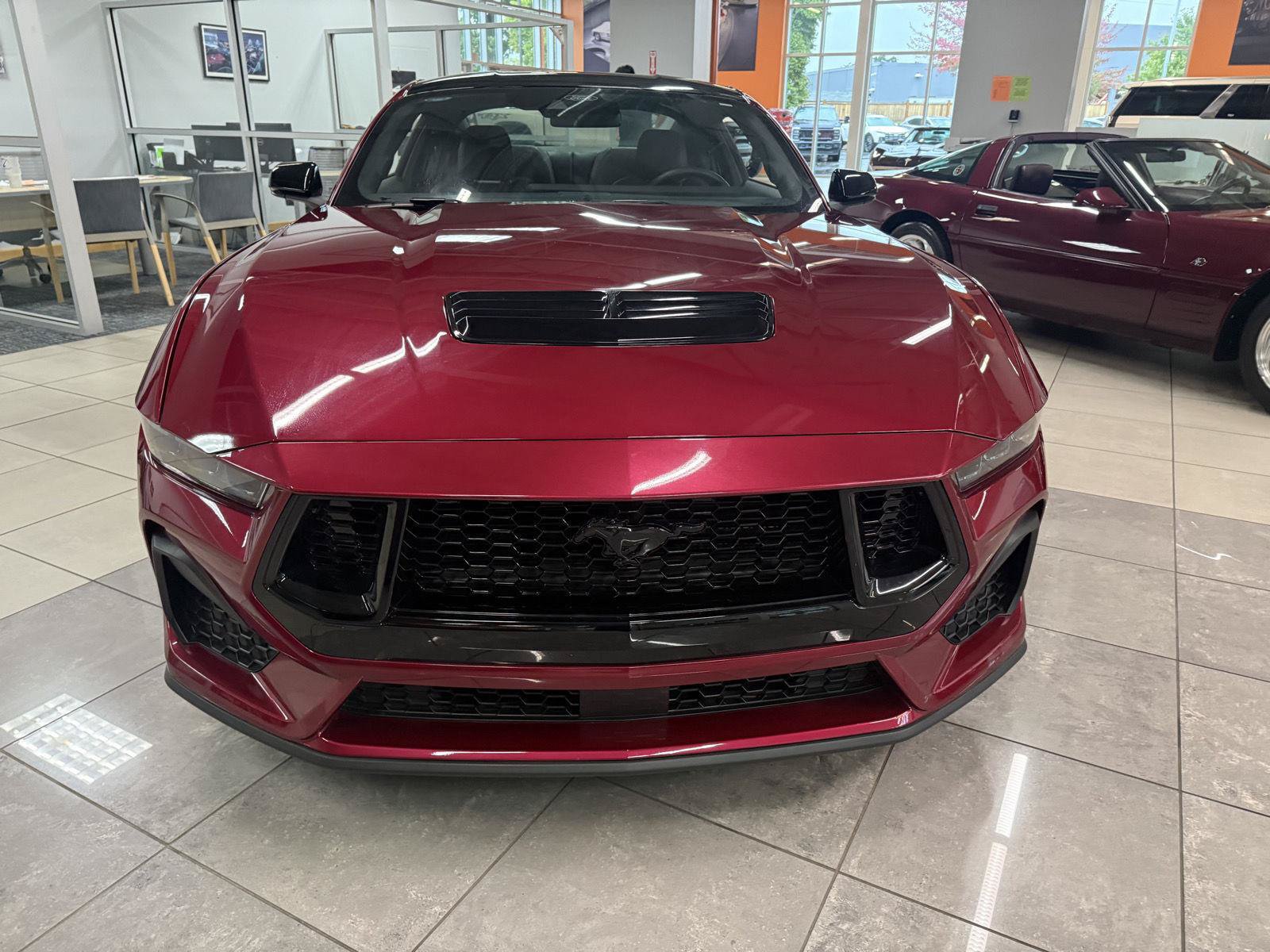 Used 2025 Ford Mustang GT Premium RWD image 3