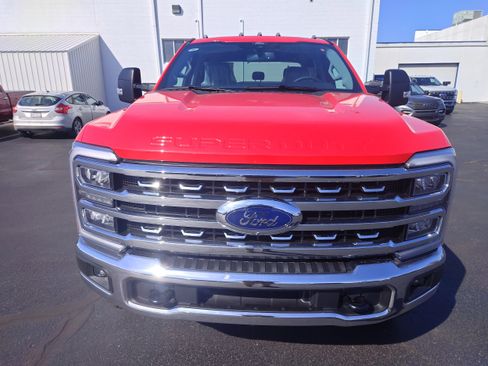 New 2026 Ford F250 XLT image 3