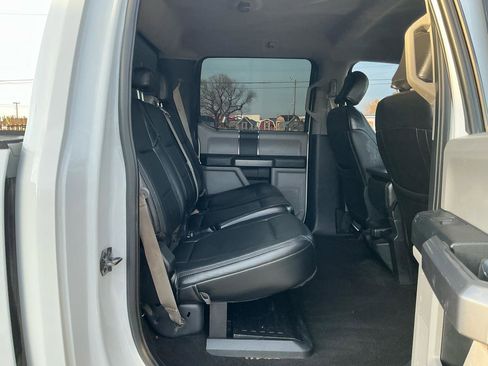 Used 2019 Ford F250 XLT w/ FX4 Off-Road Package AWD/4WD image 18