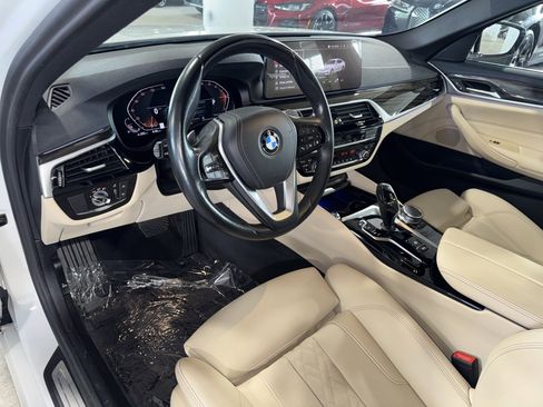 Used 2023 BMW 540i w/ Convenience Package RWD image 23