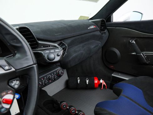 Certified 2015 Ferrari 458 Speciale A image 34